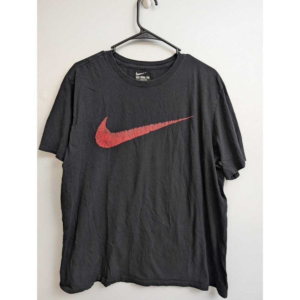 X1 Men's Nike Black T-Shirt XL Regular Fit Short Sleeve 100% Cotton Red Swoosh